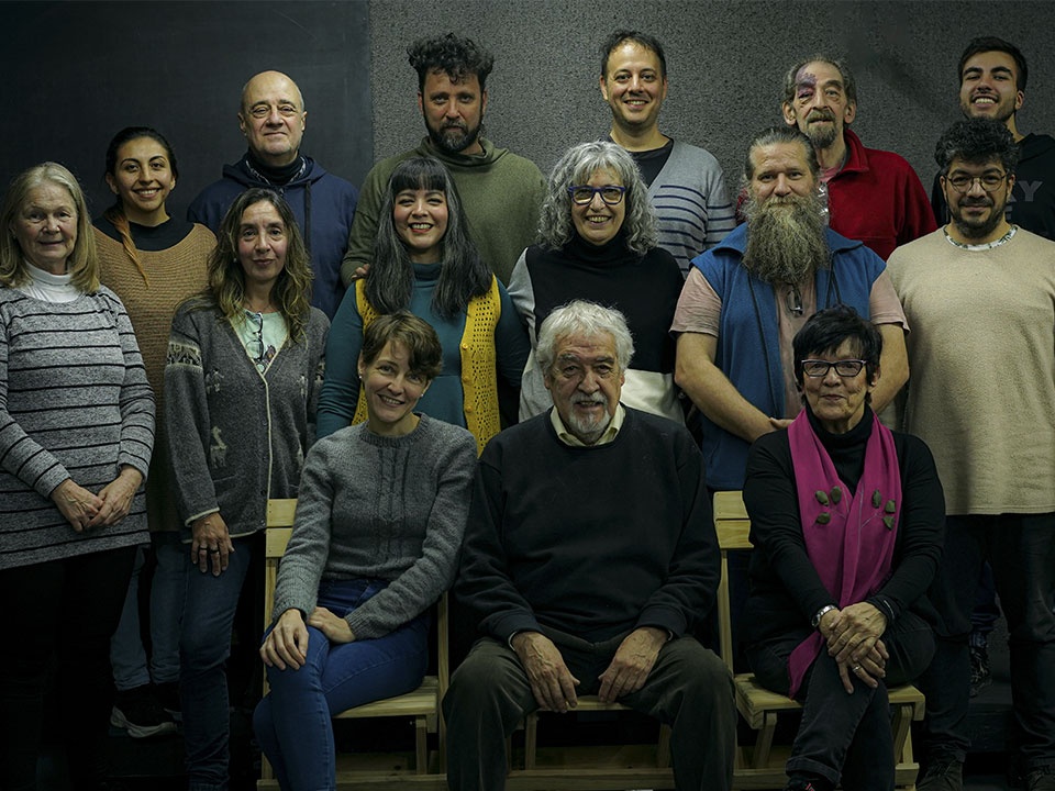 Ensamble Coral Popular de la UNA y Diagonal 8 en el Teatro La Máscara